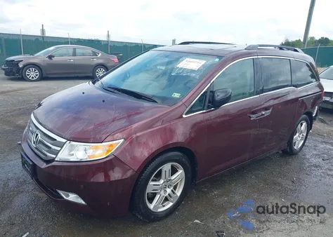 2013 Honda Odyssey Touring/Touring Elite из США, поврежденный, VIN 5FNRL5H98DB035570